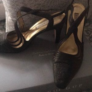 Women’s designer salon shoes
